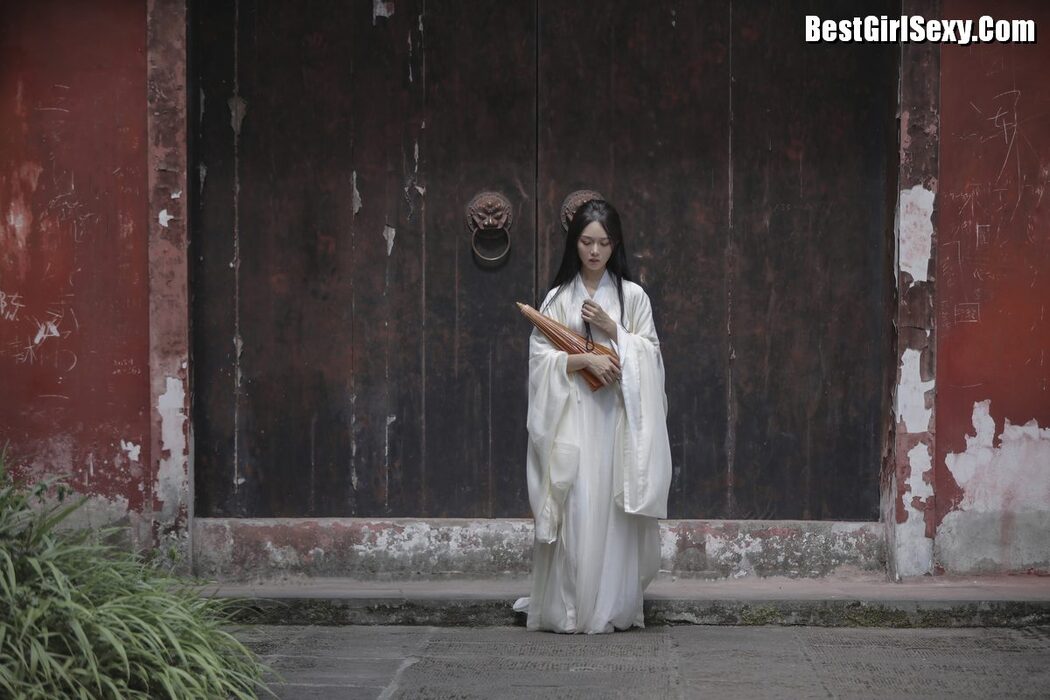 YiTuYu艺图语 Vol.4034 Su Mei Zai Lu Shang