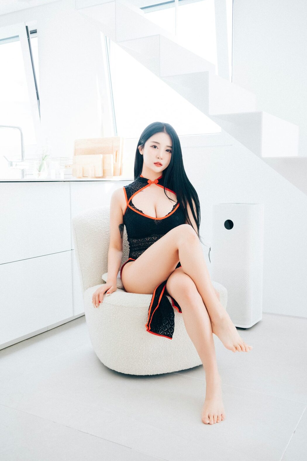 Loozy Bomi 보미 – The Undress