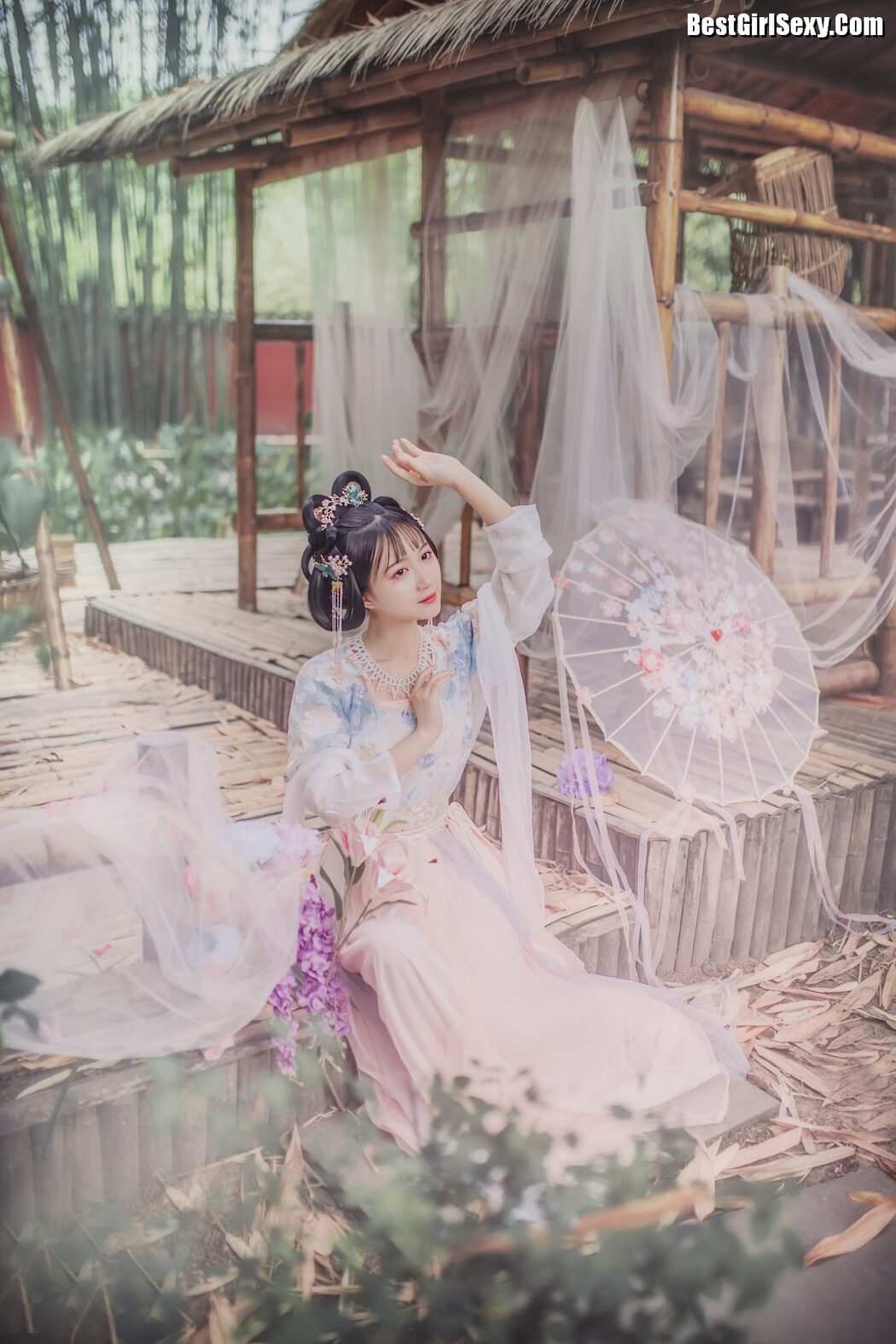 YiTuYu艺图语 Vol.4095 Qi Luo Sheng De Xiao Su Su