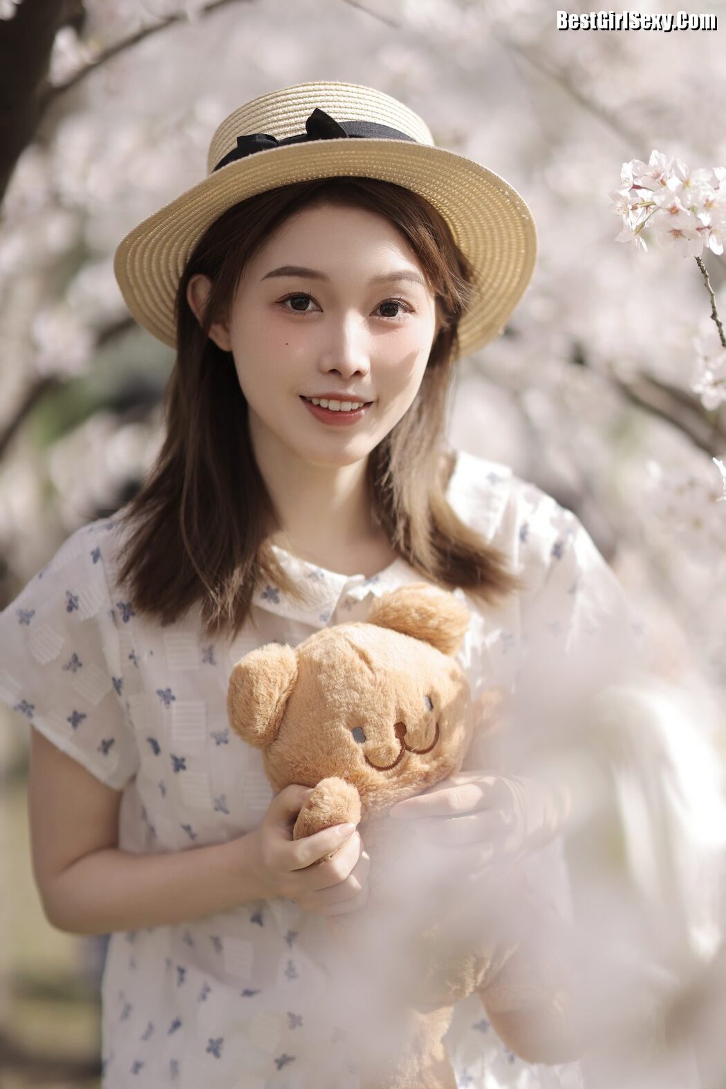 YiTuYu艺图语 Vol.4097 Suan Nai Jia Xin Hao hao Ci