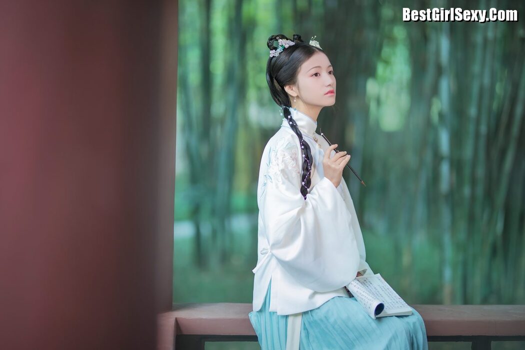 YiTuYu艺图语 Vol.4113 Pei Pei