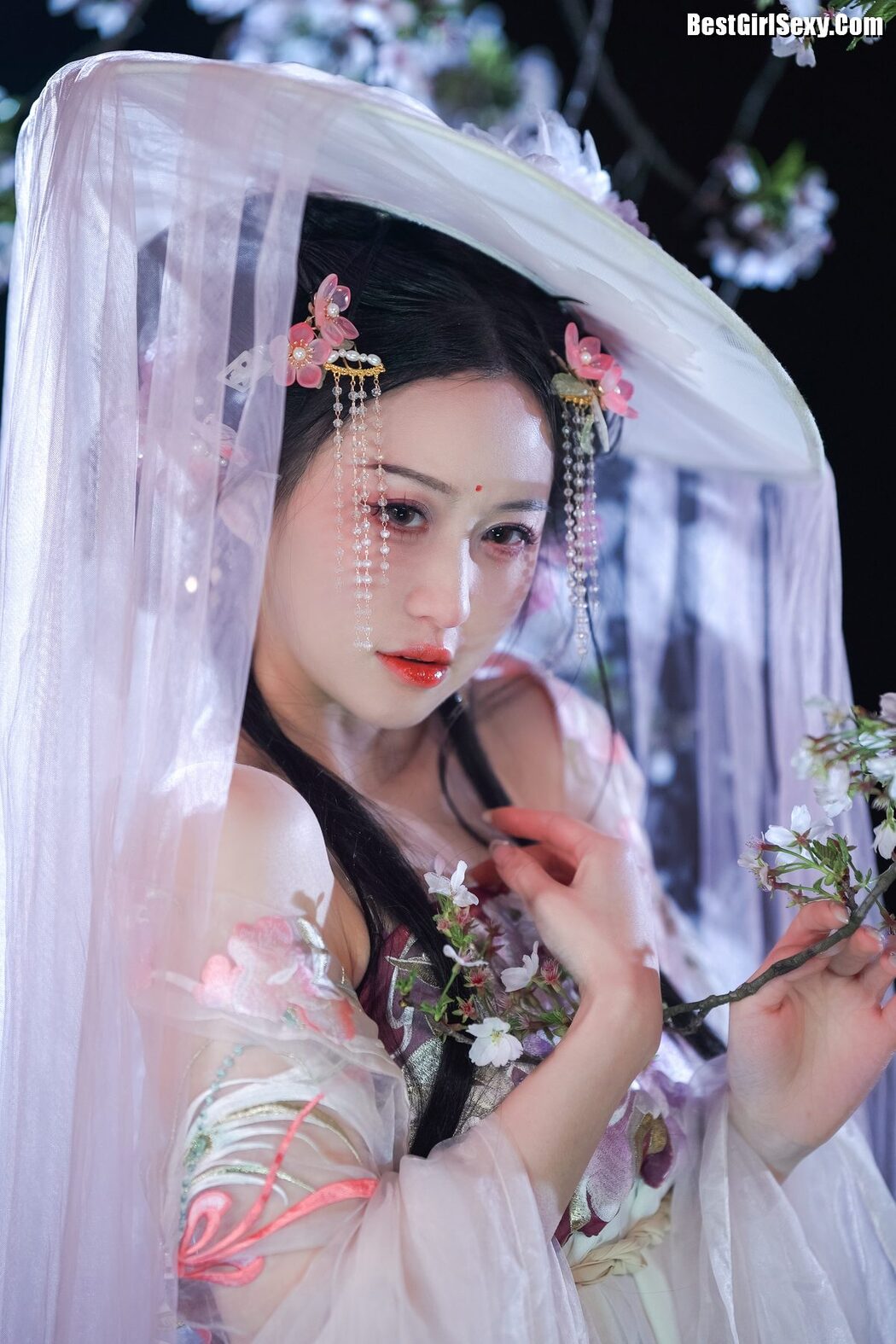 YiTuYu艺图语 Vol.4019 Jiao Jiao