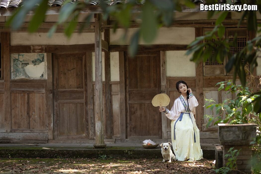 YiTuYu艺图语 Vol.4050 Su Mei Zai Lu Shang