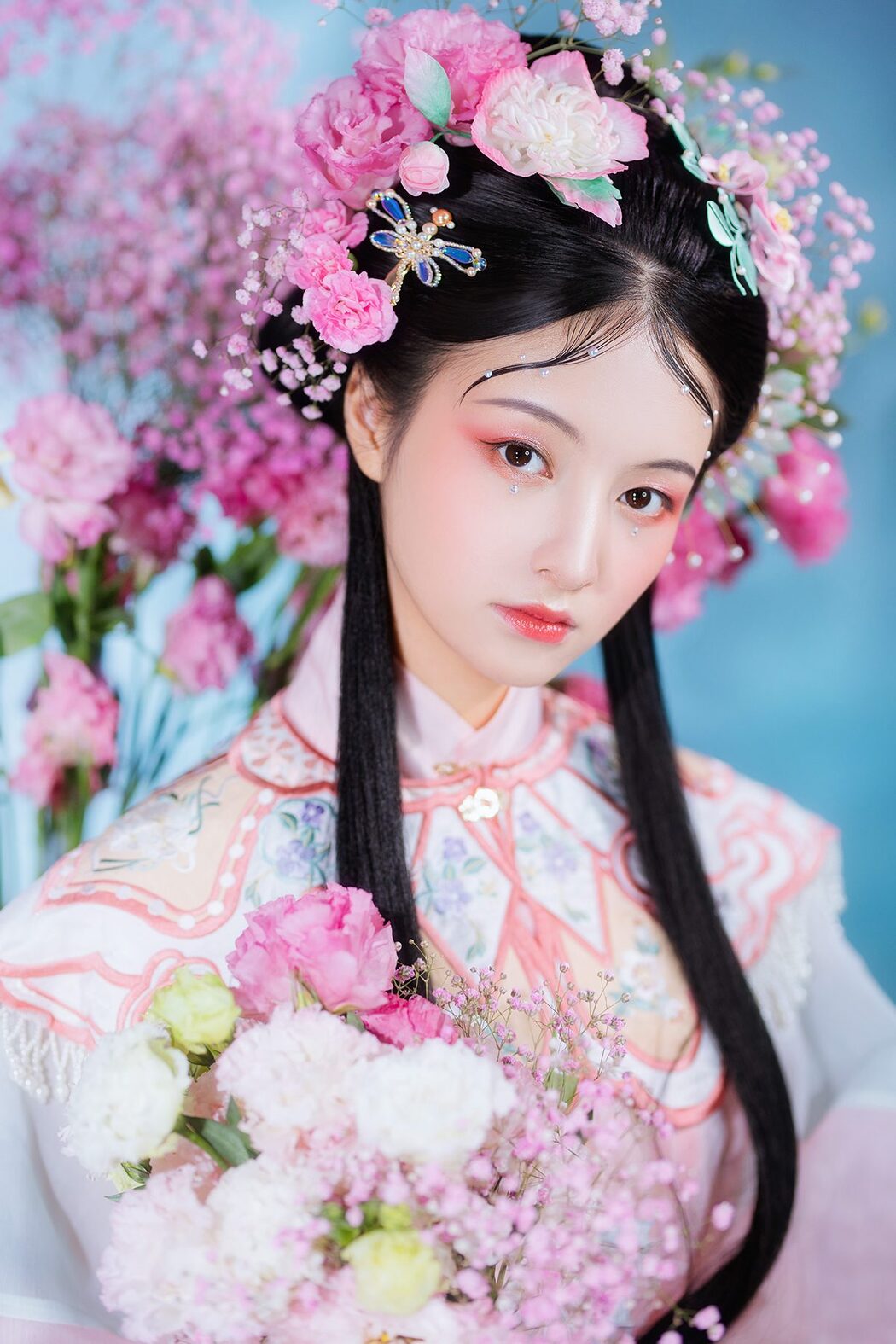 YiTuYu艺图语 Vol.4153 Pei Pei Cover Photo