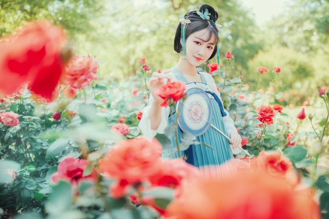 YiTuYu艺图语 Vol.4170 Qi Luo Sheng De Xiao Su Su