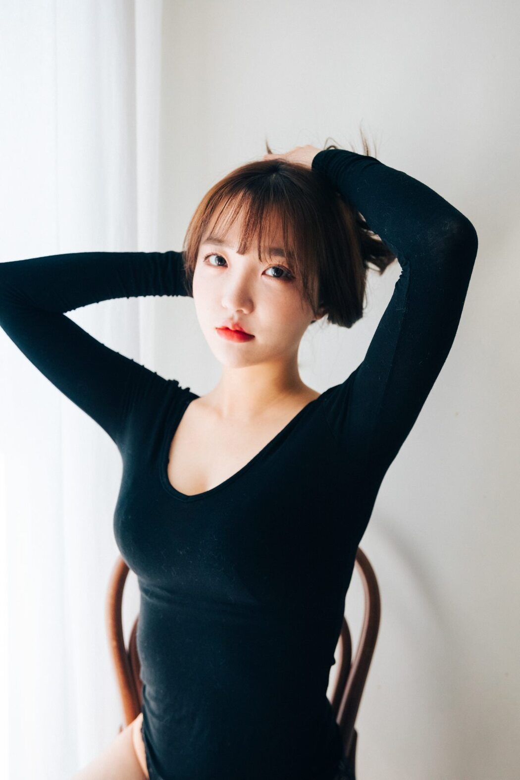 Loozy Maximum Vol.1 – Son Ye-Eun 손예은