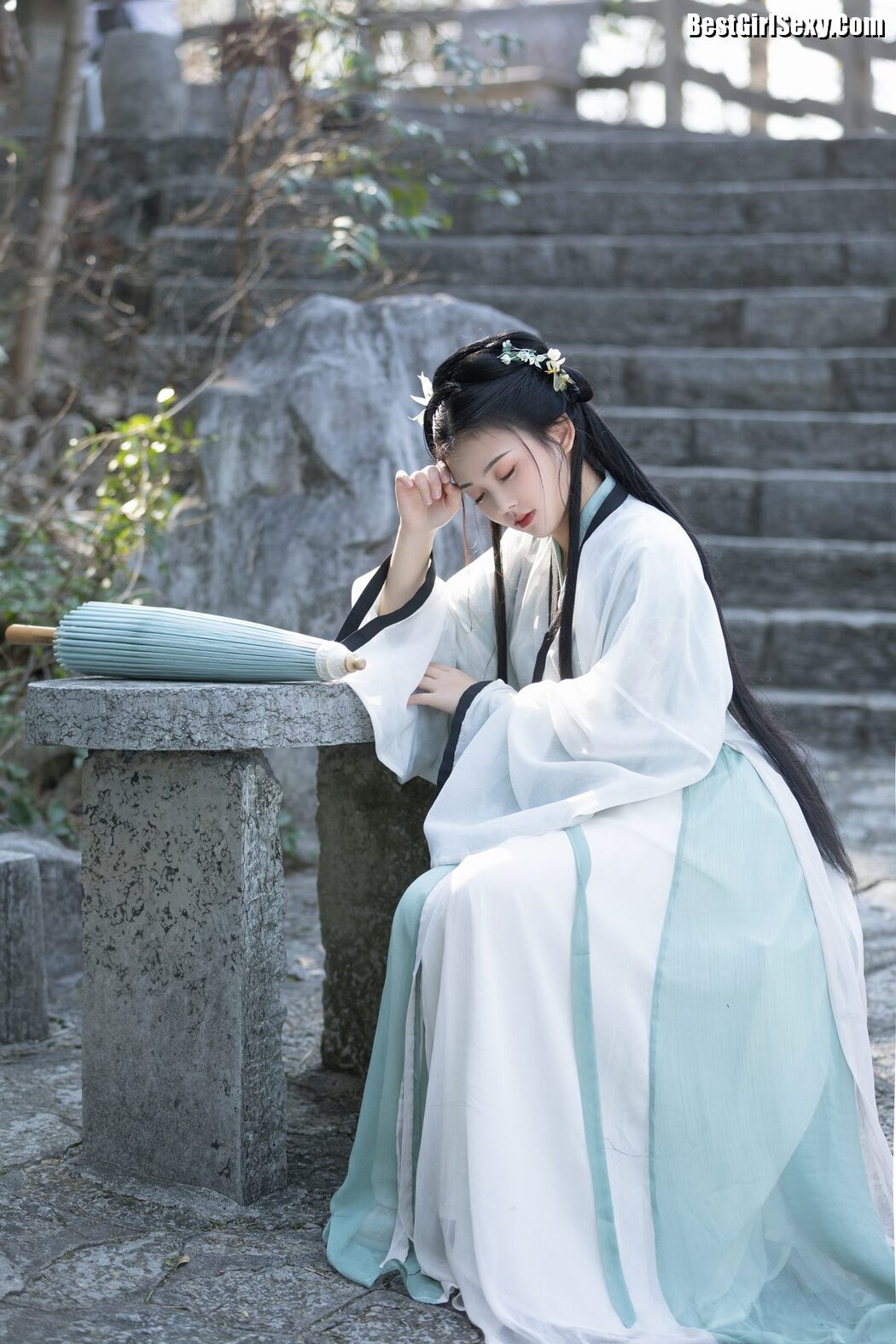 YiTuYu艺图语 Vol.4124 Xiao Jin