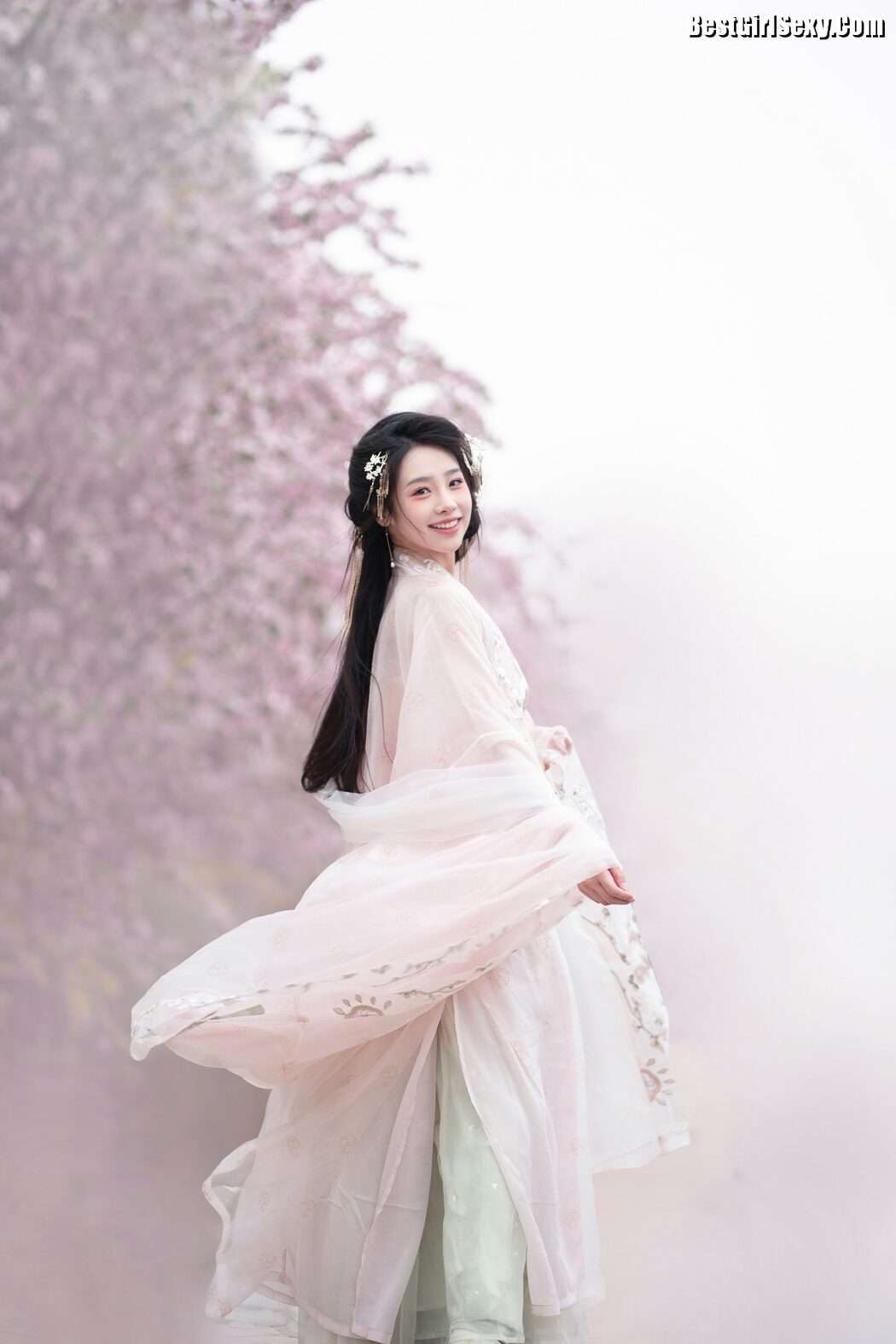 YiTuYu艺图语 Vol.4047 Xiao Gan Gan XX