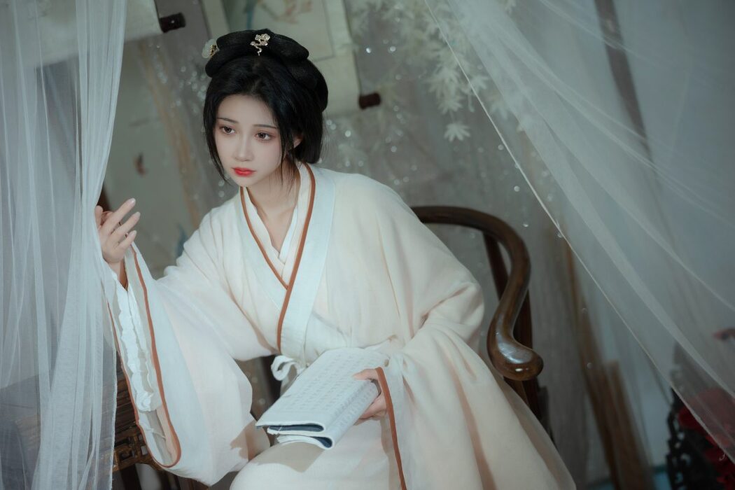YiTuYu艺图语 Vol.4150 Qi Luo Sheng De Xiao Su Su