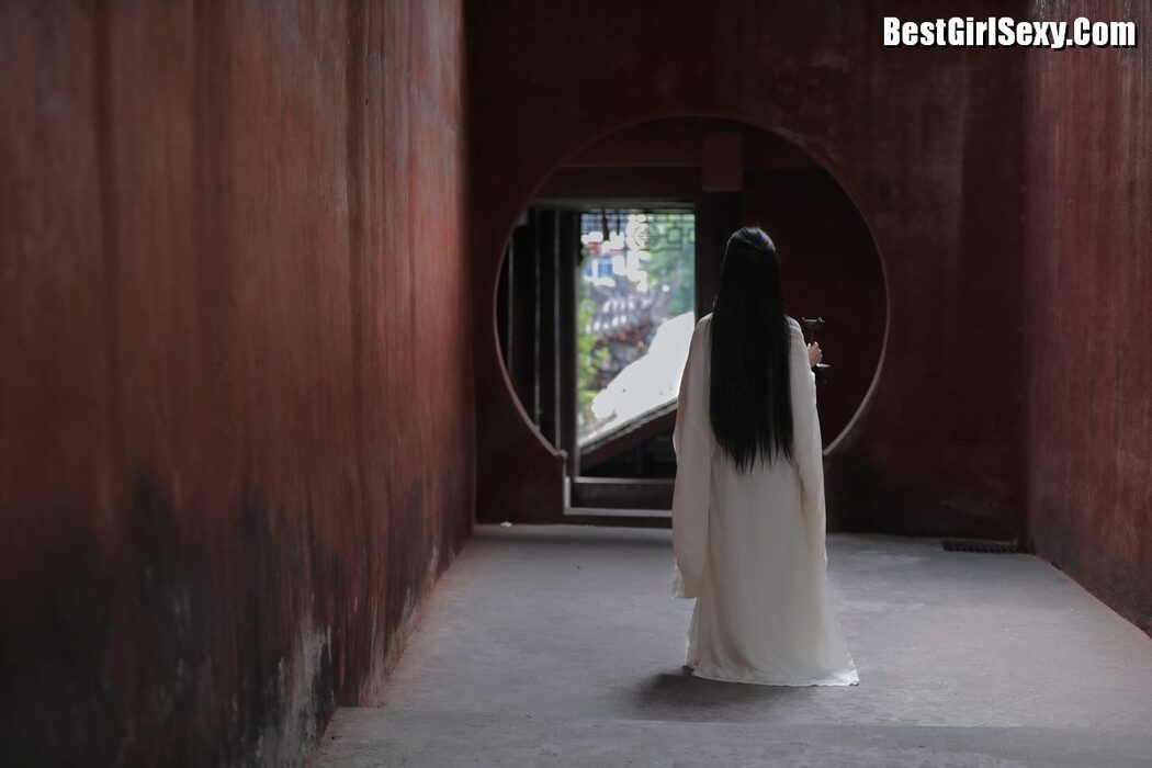 YiTuYu艺图语 Vol.4034 Su Mei Zai Lu Shang