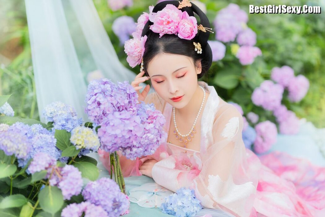 YiTuYu艺图语 Vol.4054 Yi Xiao Zhi Zhi Zhi Zhi