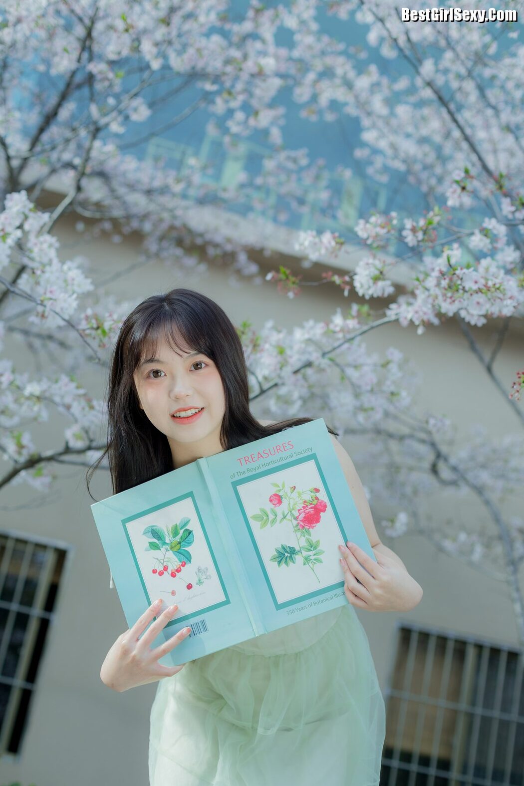 YiTuYu艺图语 Vol.4075 Ha Ji Ma Hua