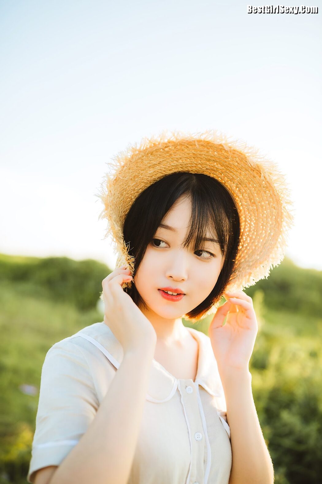 YiTuYu艺图语 Vol.4076 Si Yue Qing Xia