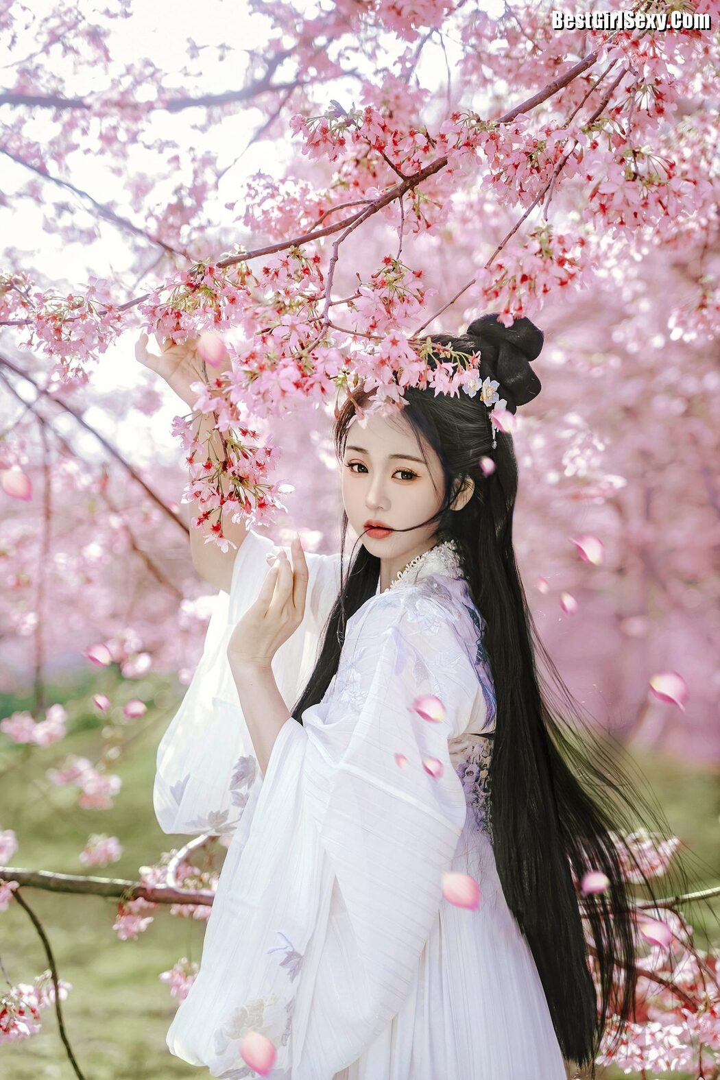 YiTuYu艺图语 Vol.4017 Miao Cui Jiao