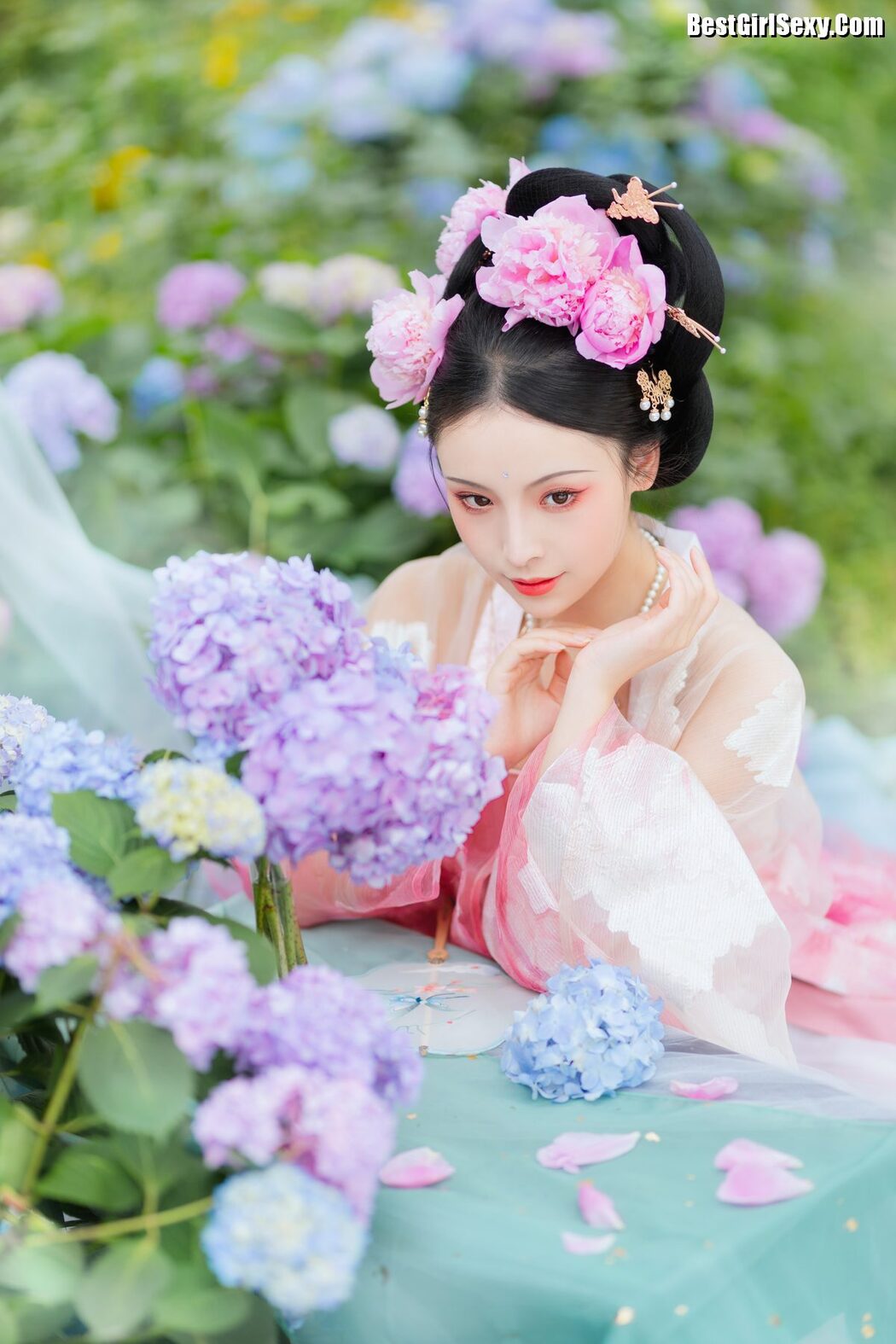 YiTuYu艺图语 Vol.4054 Yi Xiao Zhi Zhi Zhi Zhi