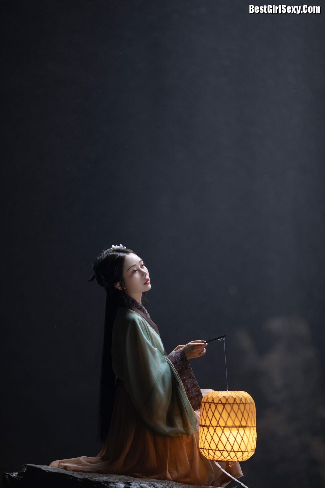 YiTuYu艺图语 Vol.4031 Su Mei Zai Lu Shang