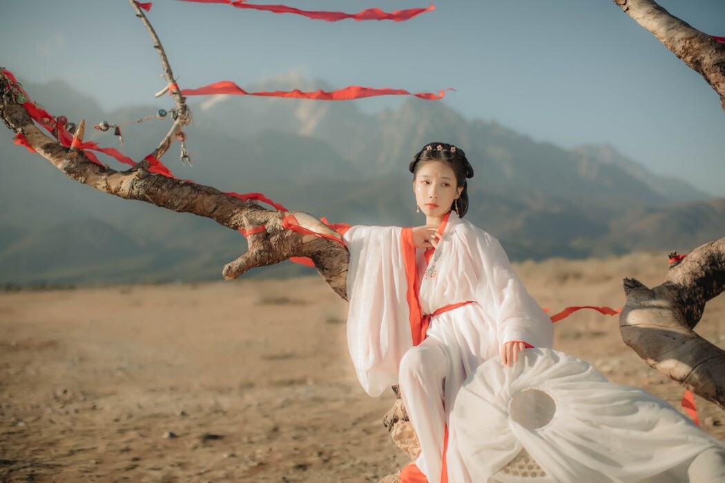 YiTuYu艺图语 Vol.422 Liu Shao
