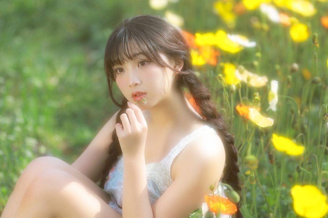 YiTuYu艺图语 Vol.4242 Yao Xin Zai Zhang Ge