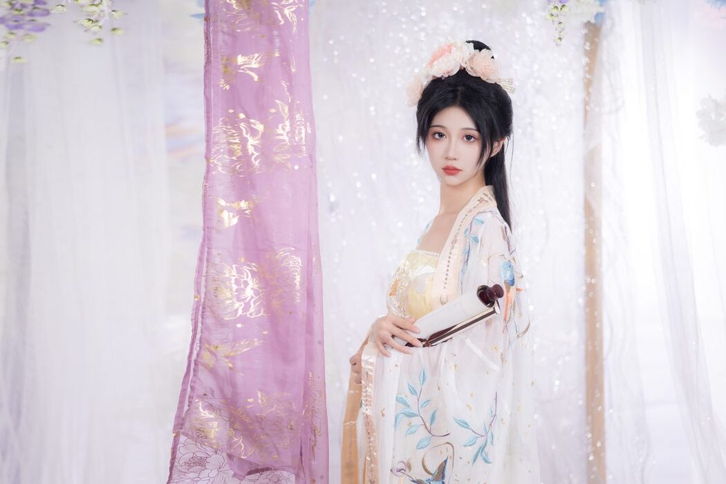 YiTuYu艺图语 Vol.4203 Qi Luo Sheng De Xiao Su Su