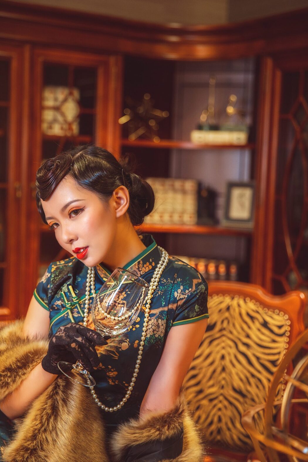 YiTuYu艺图语 Vol.4237 Yan Zi Jian Bu Ke Cui