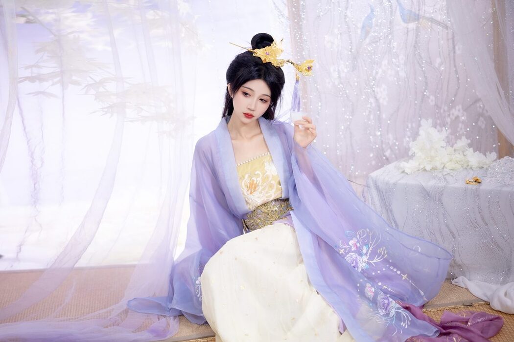 YiTuYu艺图语 Vol.4211 Qi Luo Sheng De Xiao Su Su