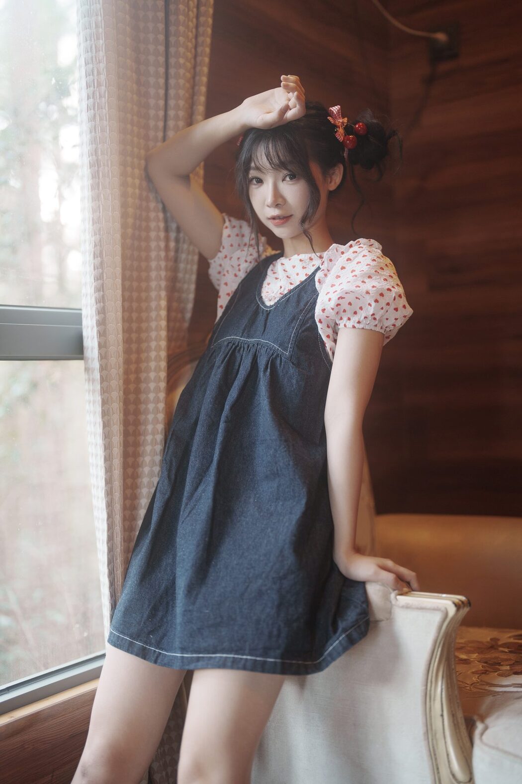 YiTuYu艺图语 Vol.4225 Qi Qi