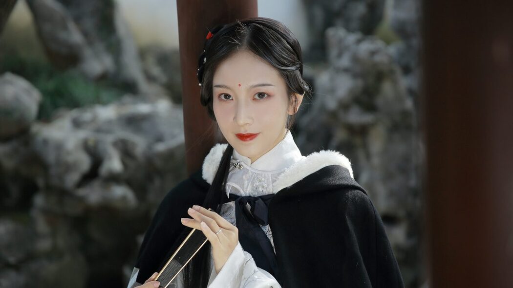 YiTuYu艺图语 Vol.4222 Xiao Pi Pa Zai Jiang Hu