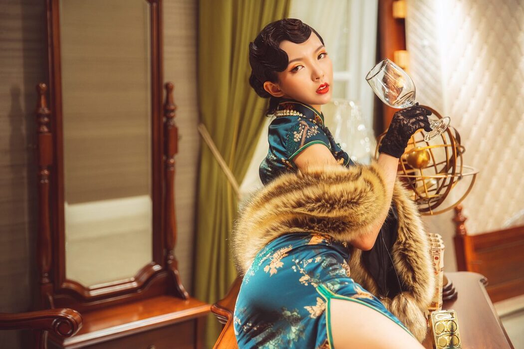 YiTuYu艺图语 Vol.4237 Yan Zi Jian Bu Ke Cui