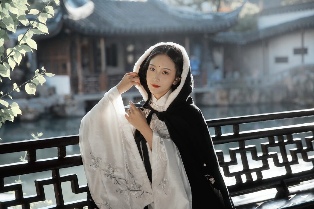 YiTuYu艺图语 Vol.4222 Xiao Pi Pa Zai Jiang Hu