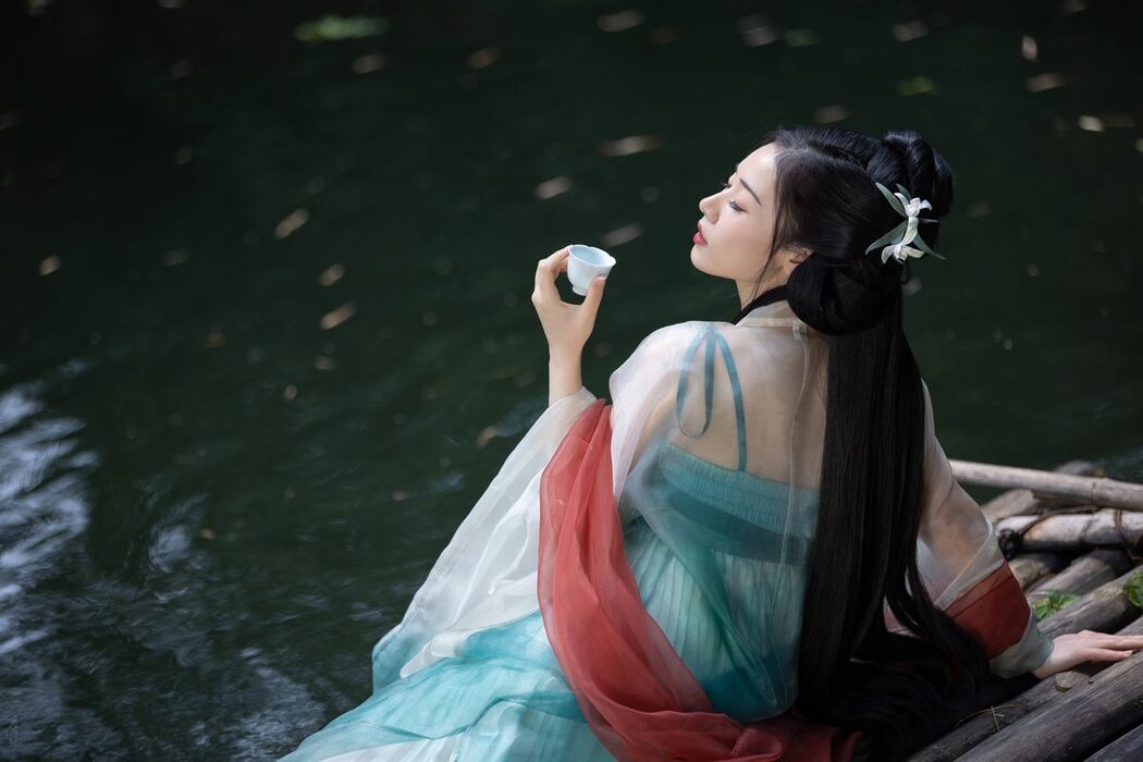 YiTuYu艺图语 Vol.4198 Shu Ying