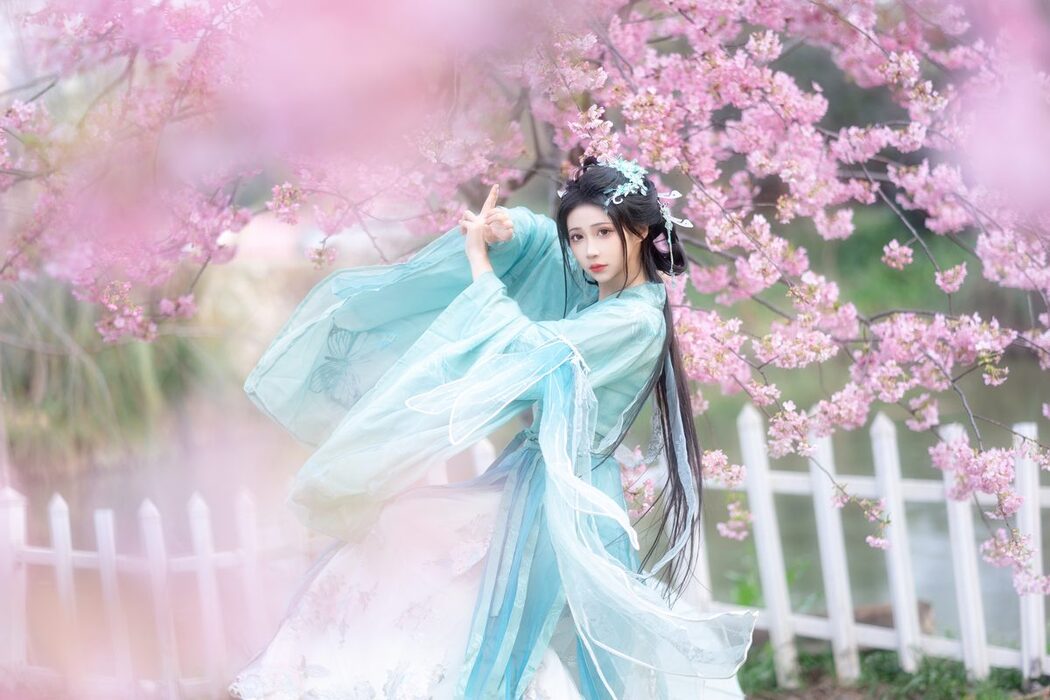 YiTuYu艺图语 Vol.4212 Qi Luo Sheng De Xiao Su Su