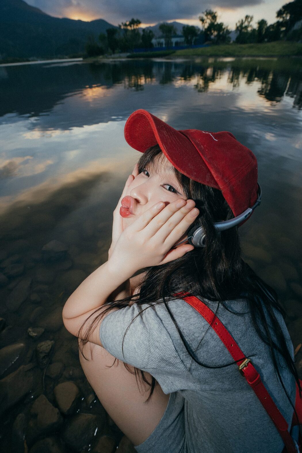 YiTuYu艺图语 Vol.4217 Qi Qi