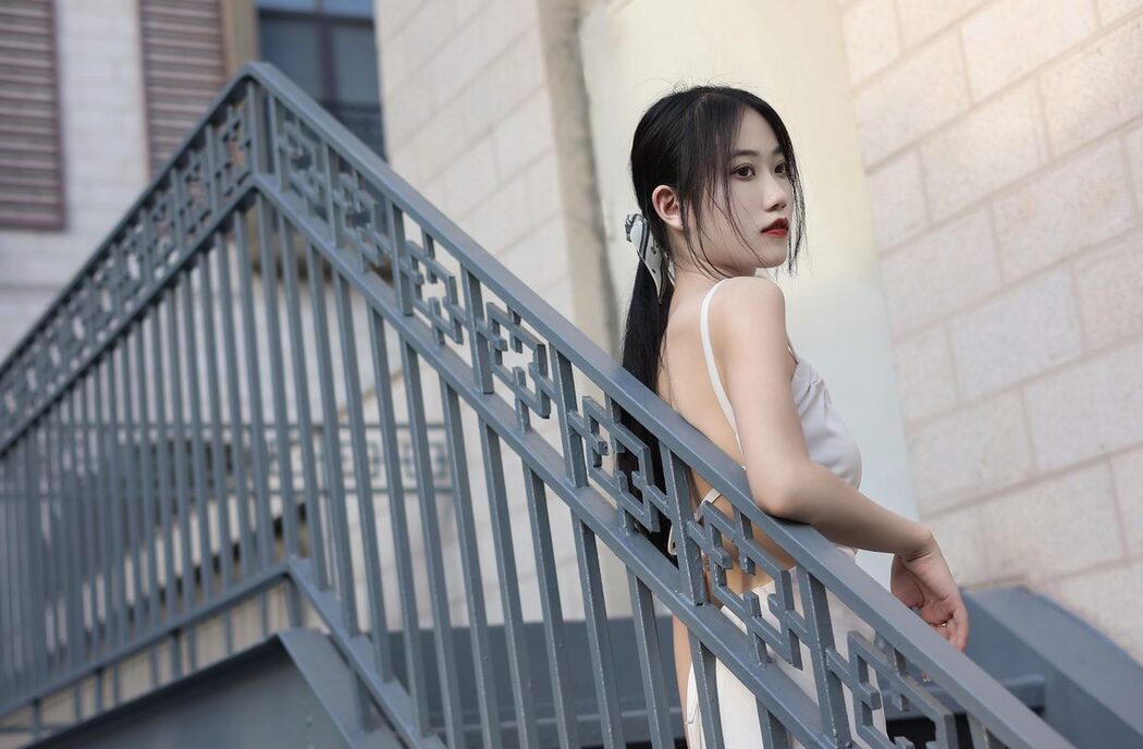 YiTuYu艺图语 Vol.4239 Xin Chen