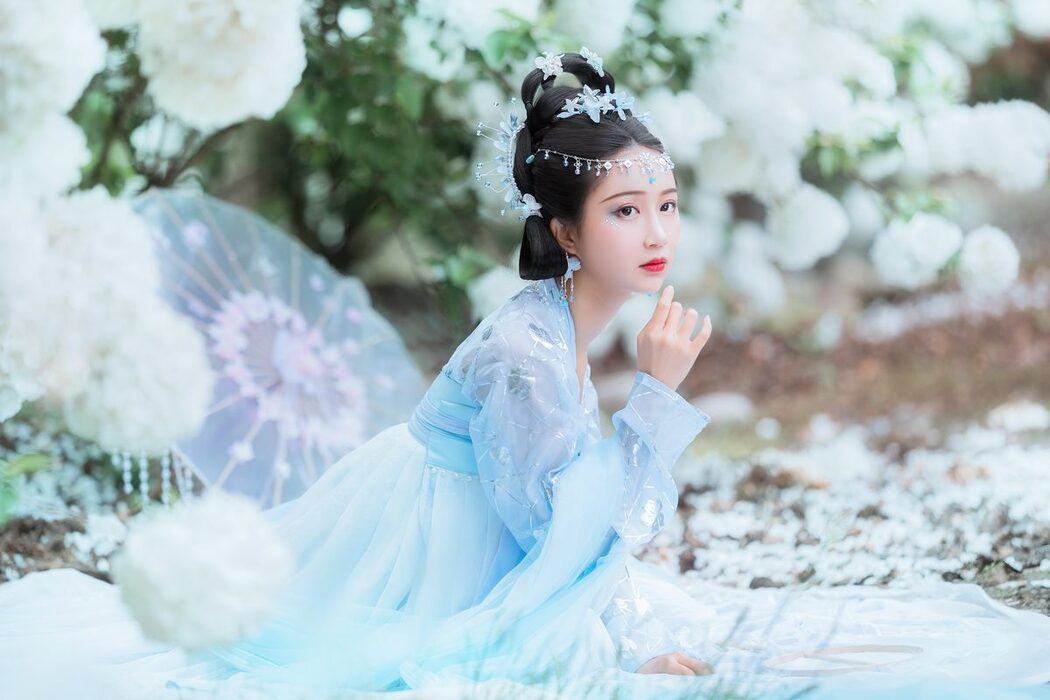 YiTuYu艺图语 Vol.4244 Qi Luo Sheng De Xiao Su Su