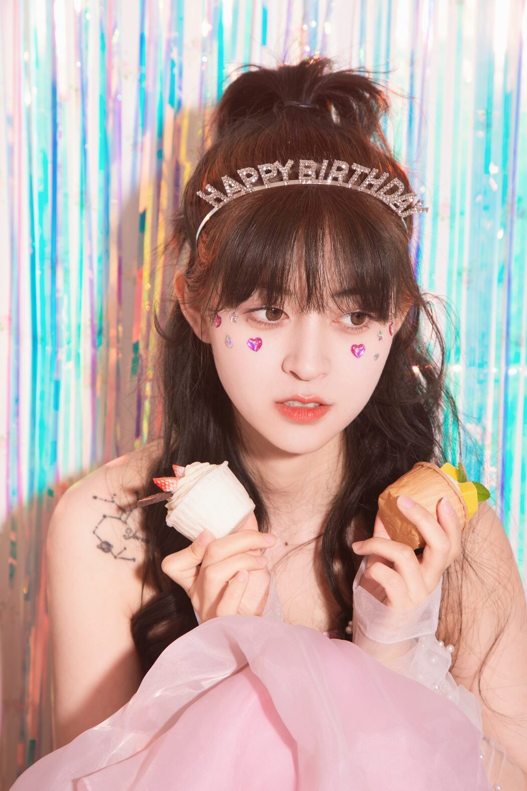 YiTuYu艺图语 Vol.4247 Yi Xuan