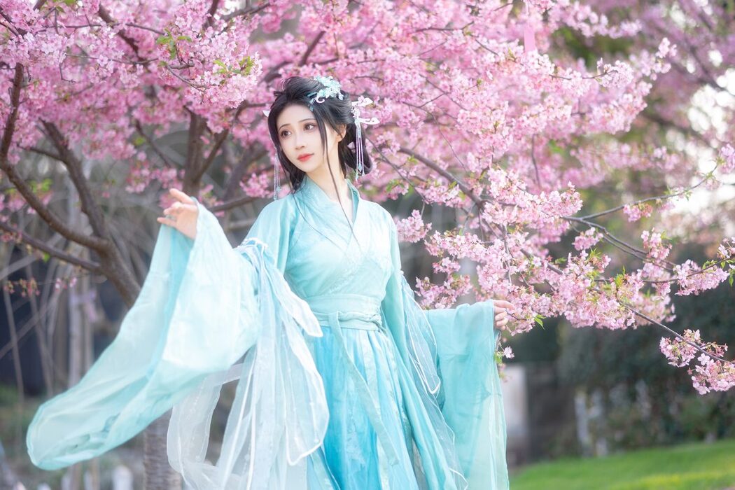 YiTuYu艺图语 Vol.4212 Qi Luo Sheng De Xiao Su Su