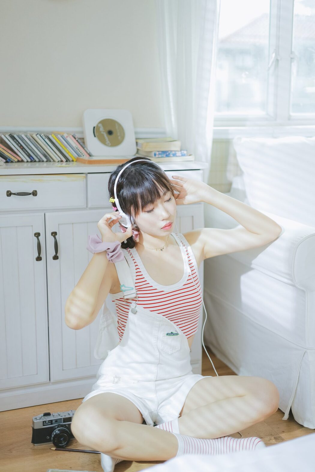 YiTuYu艺图语 Vol.4233 Li Zi Anne