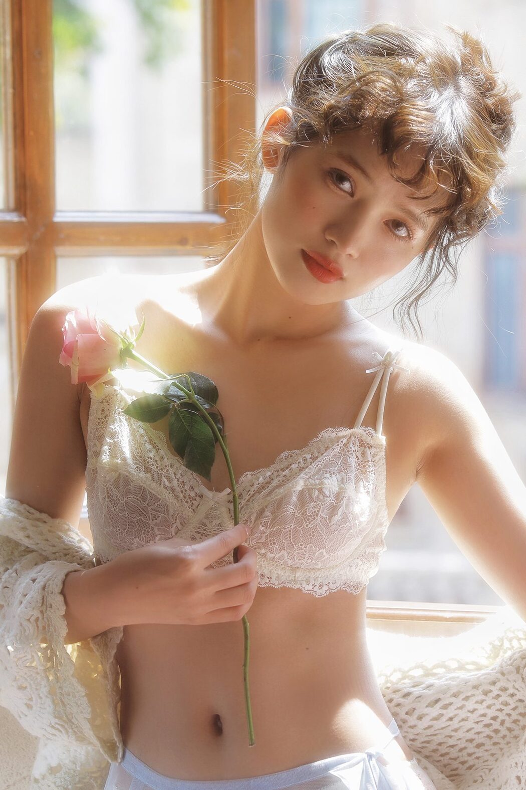 YiTuYu艺图语 Vol.4254 Xia Shi Ha Ha Jiang Cover Photo