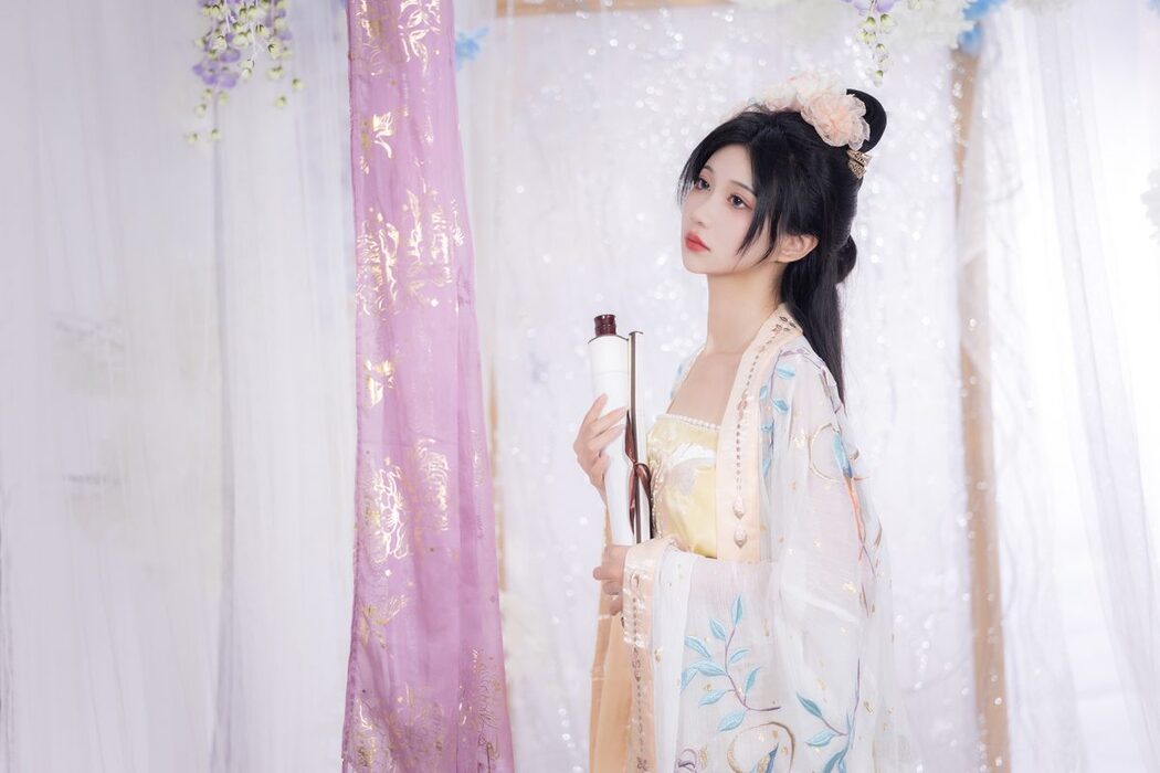 YiTuYu艺图语 Vol.4203 Qi Luo Sheng De Xiao Su Su