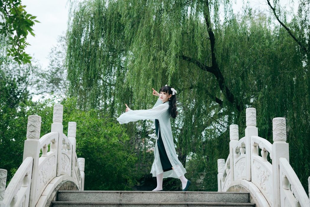 YiTuYu艺图语 Vol.4223 Tao Mo Gong Zi X