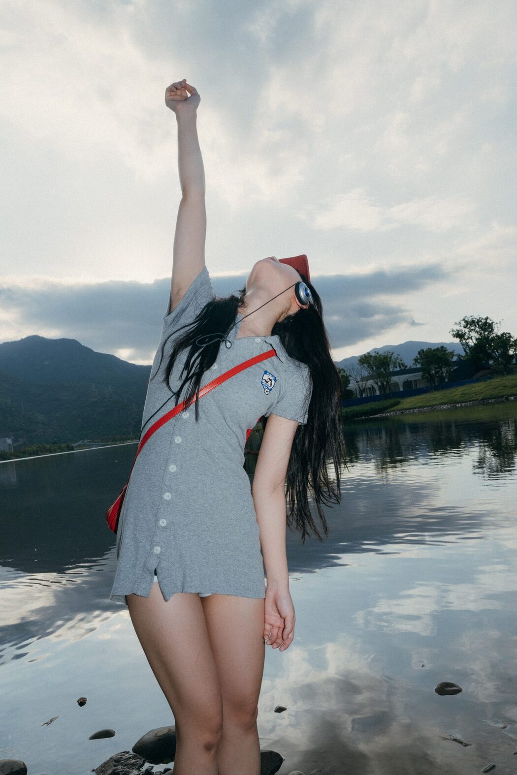 YiTuYu艺图语 Vol.4217 Qi Qi