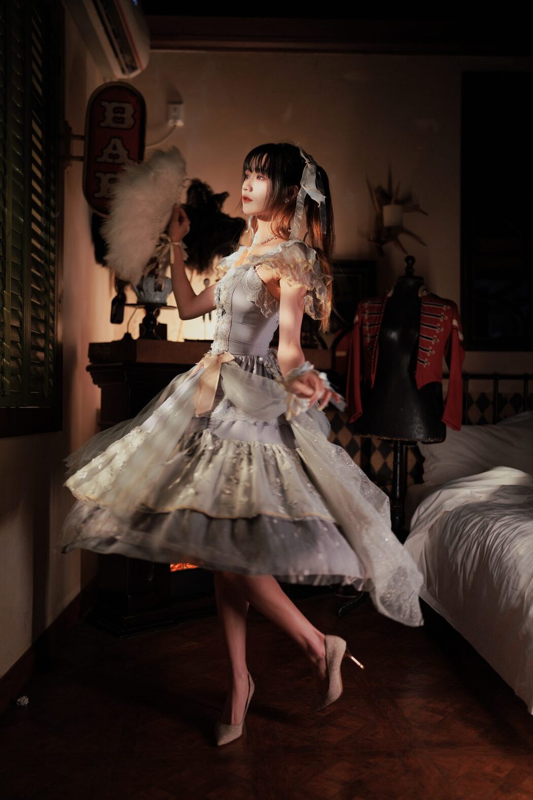 YiTuYu艺图语 Vol.4245 Tu Zi Zzz Bu Chi Hu Luo Bo