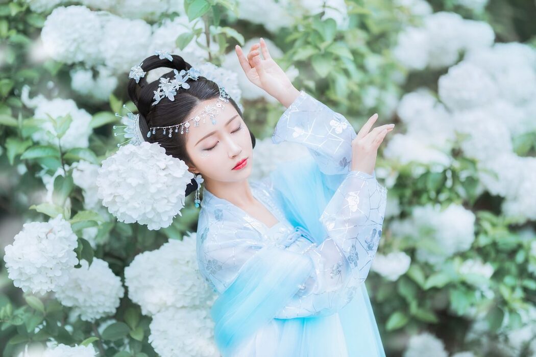 YiTuYu艺图语 Vol.4244 Qi Luo Sheng De Xiao Su Su