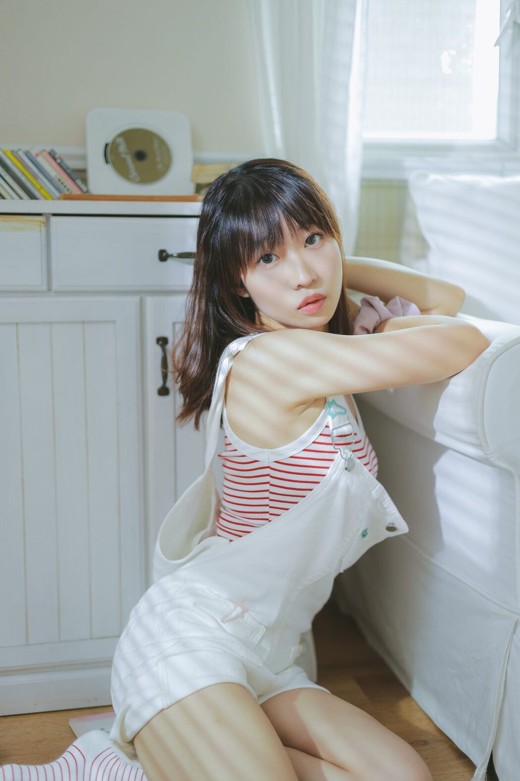YiTuYu艺图语 Vol.4233 Li Zi Anne