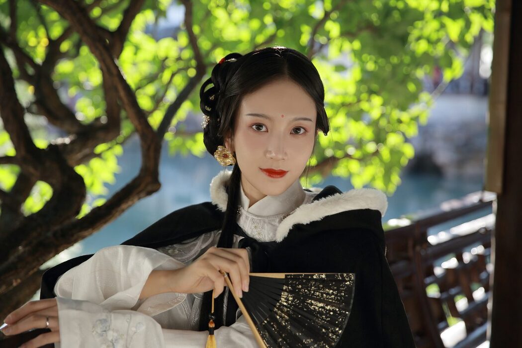YiTuYu艺图语 Vol.4222 Xiao Pi Pa Zai Jiang Hu