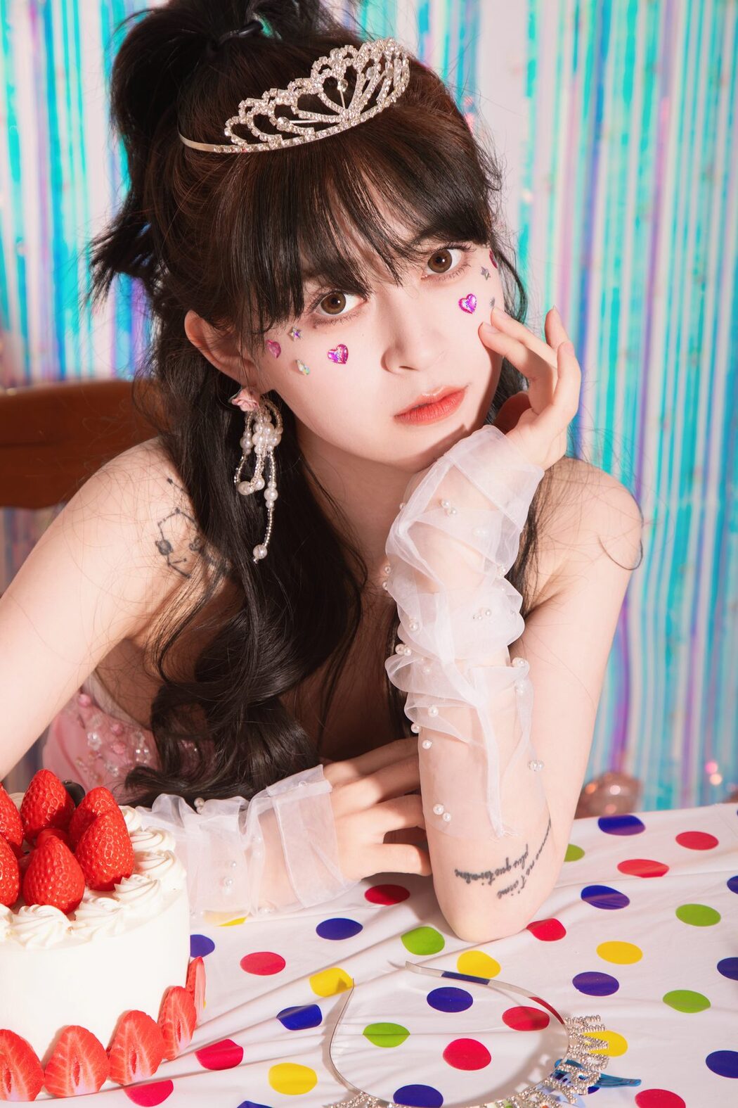 YiTuYu艺图语 Vol.4247 Yi Xuan