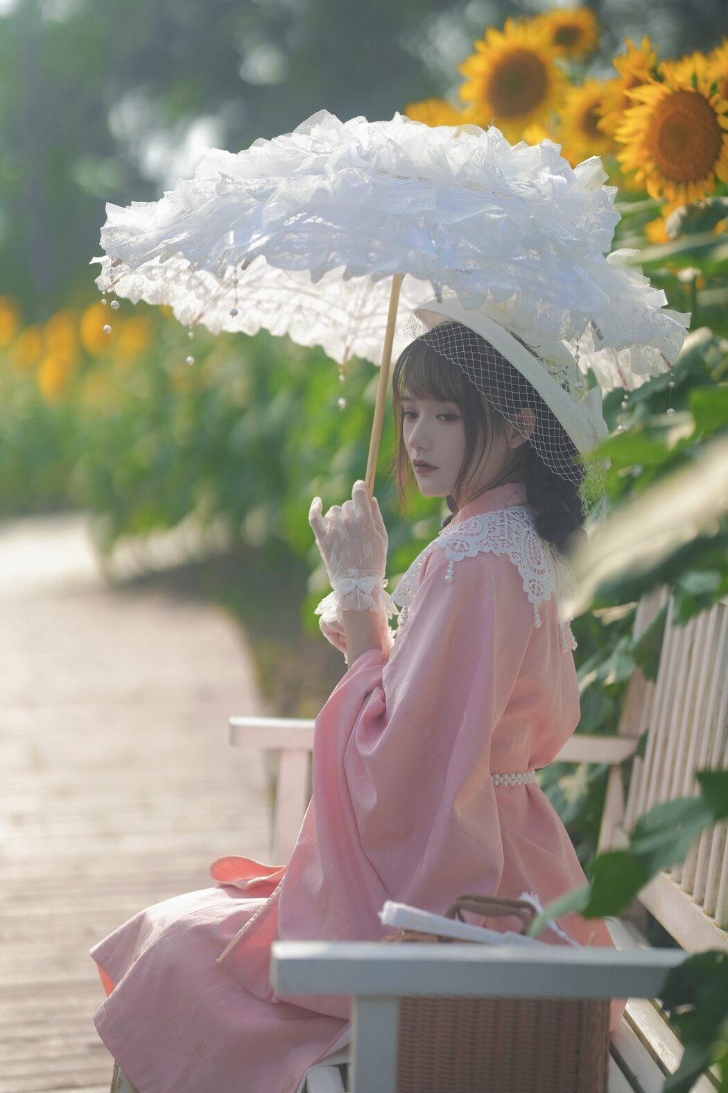 YiTuYu艺图语 Vol.4218 Tu Zi Zzz Bu Chi Hu Luo Bo