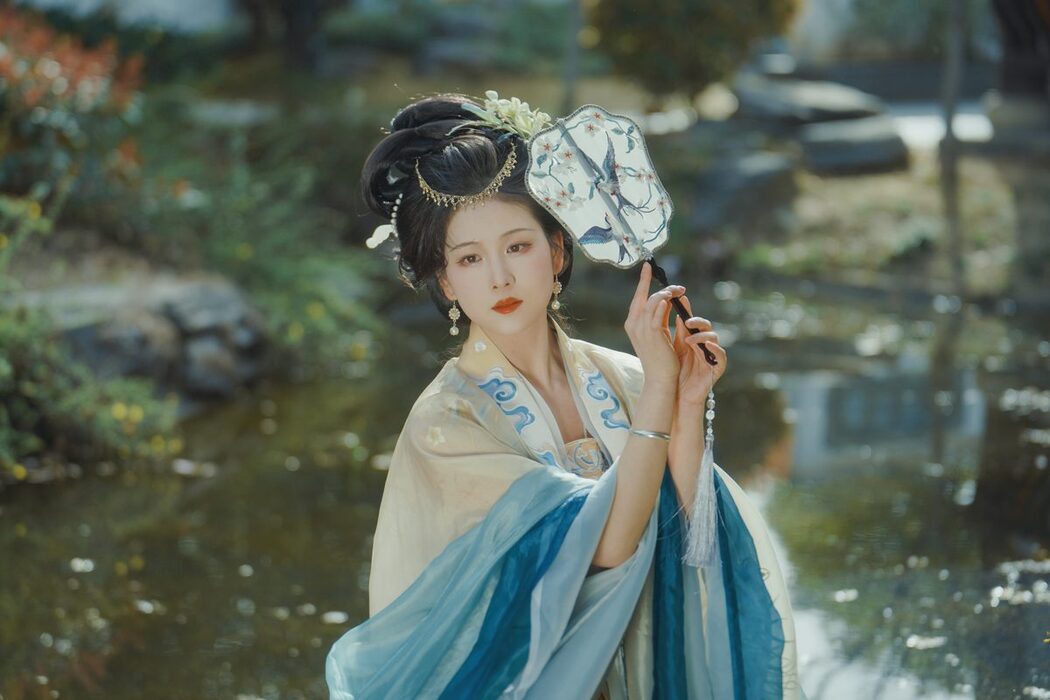 YiTuYu艺图语 Vol.4219 Qi Qi