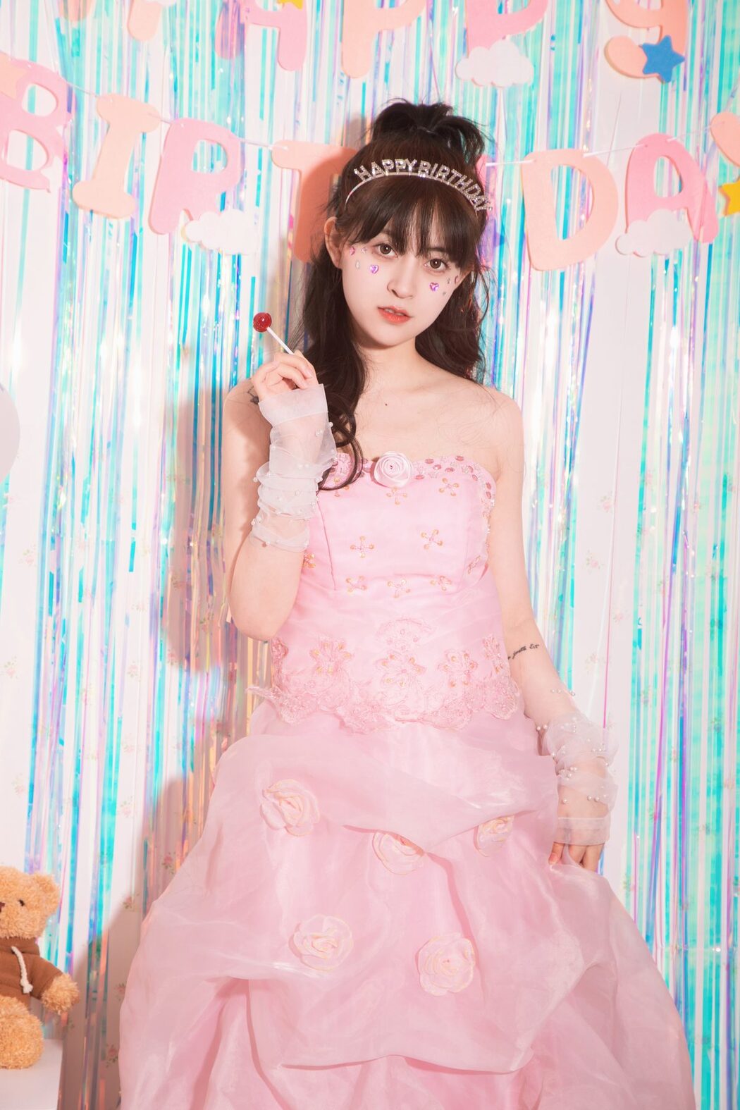 YiTuYu艺图语 Vol.4247 Yi Xuan