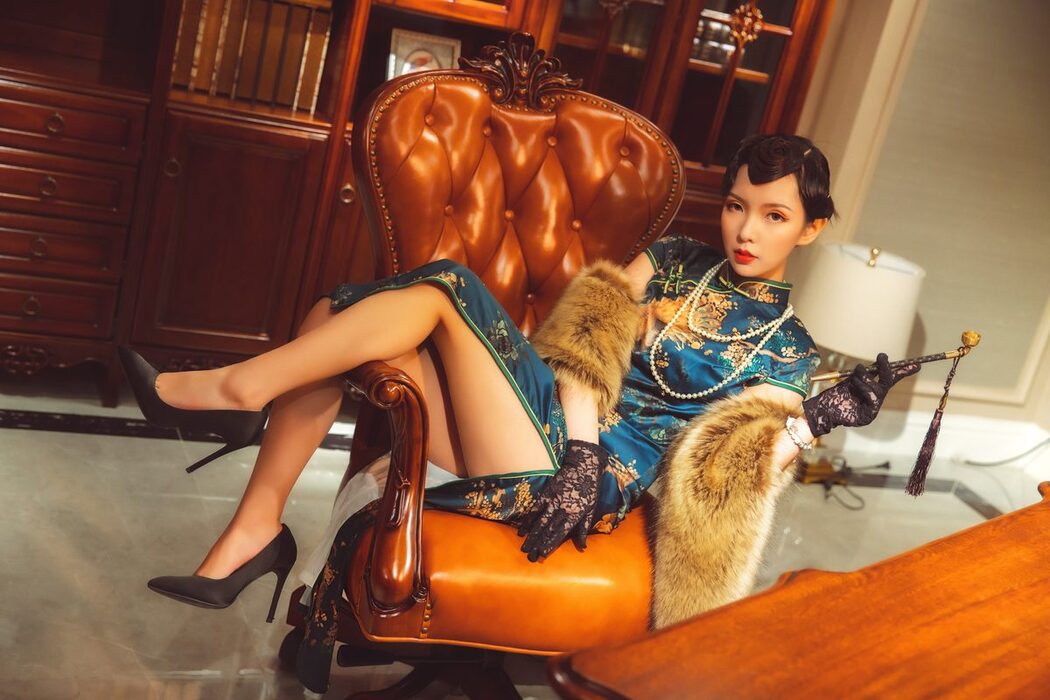 YiTuYu艺图语 Vol.4237 Yan Zi Jian Bu Ke Cui